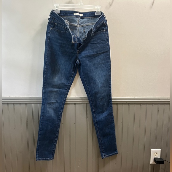 Levi 711 Skinny - Picture 1 of 5